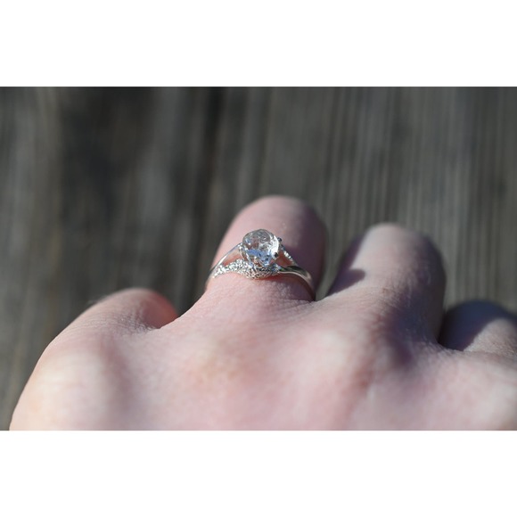 alternative raw diamond engagement ring raw crystal size 4 5 6 7 8 8 9 1… - Picture 3 of 3